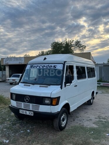 Mercedes 208 D 1994, 200,000 km - 2.3 л - Bakı