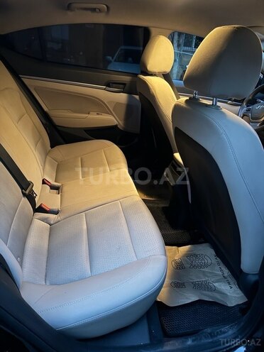 Hyundai Elantra 2016, 143,071 km - 2.0 l - Bakı