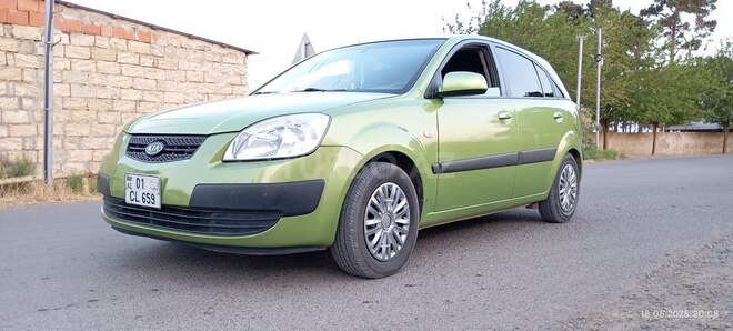 Kia Rio 2007, 100,000 km - 1.4 l - Biləsuvar