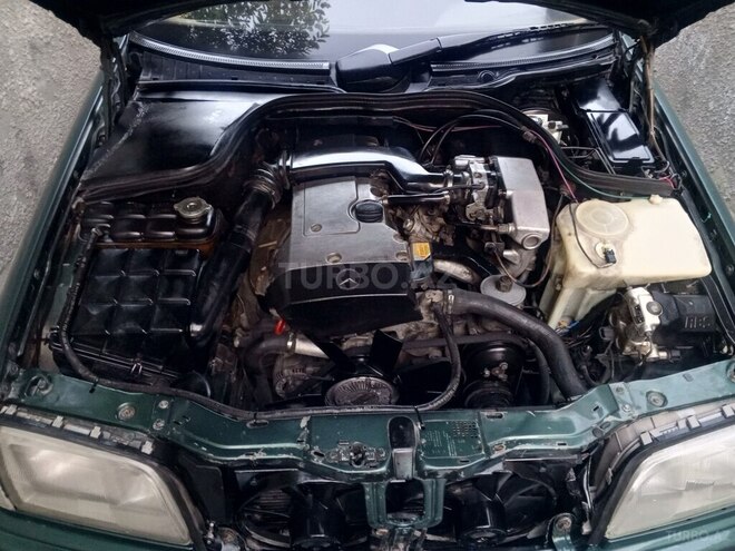 Mercedes C 180-9