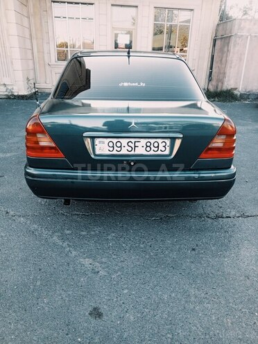 Mercedes C 180-3