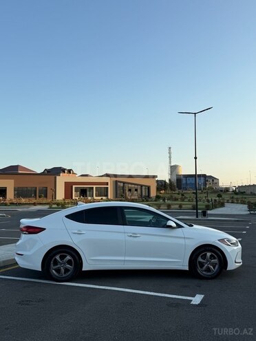 Hyundai Elantra 2017, 225,308 km - 1.4 л - Bakı