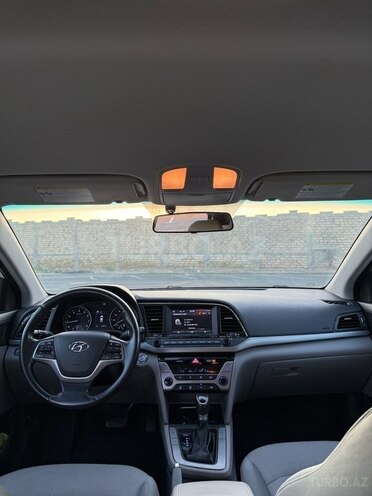 Hyundai Elantra 2017, 225,308 km - 1.4 л - Bakı