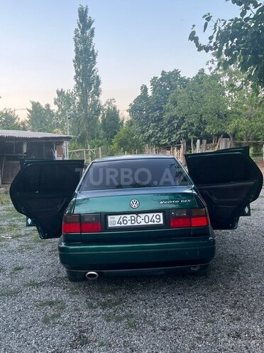 Volkswagen Vento 1995, 400,000 km - 1.8 l - Tərtər