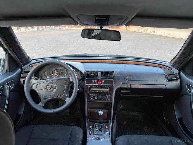 Mercedes C 240 1998, 324,000 km - 2.4 l - Sumqayıt