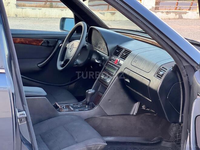 Mercedes C 240 1998, 324,000 km - 2.4 l - Sumqayıt