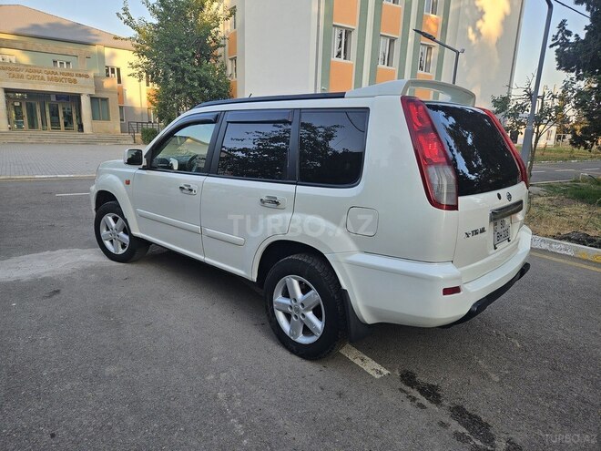Nissan X-Trail 2003, 315,000 km - 2.5 l - Saatlı