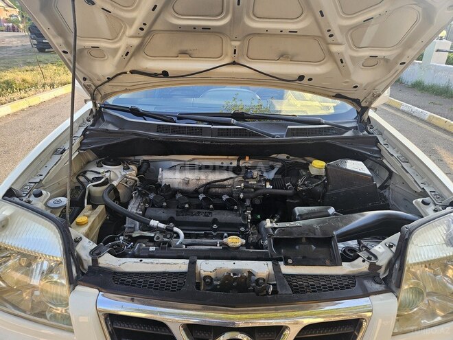 Nissan X-Trail 2003, 315,000 km - 2.5 l - Saatlı