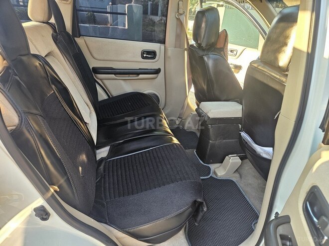 Nissan X-Trail 2003, 315,000 km - 2.5 l - Saatlı