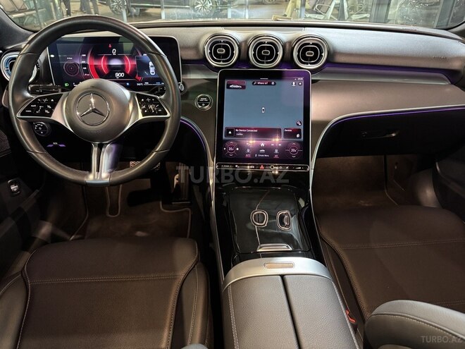 Mercedes C 300 4MATIC-9
