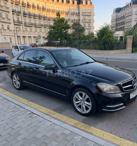 Mercedes C 200 2013, 232,000 km - 1.8 l - Bakı