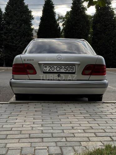 Mercedes E 200 1997, 438,000 km - 2.0 l - Gəncə