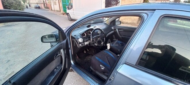 Chevrolet Aveo-3
