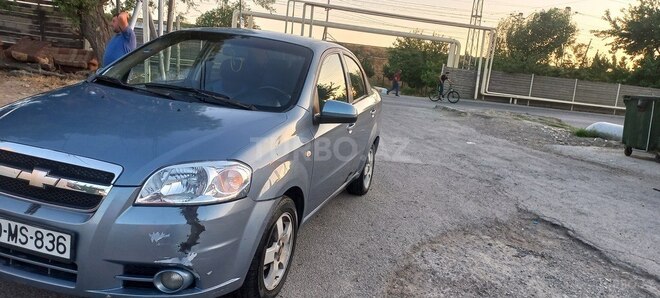 Chevrolet Aveo-10