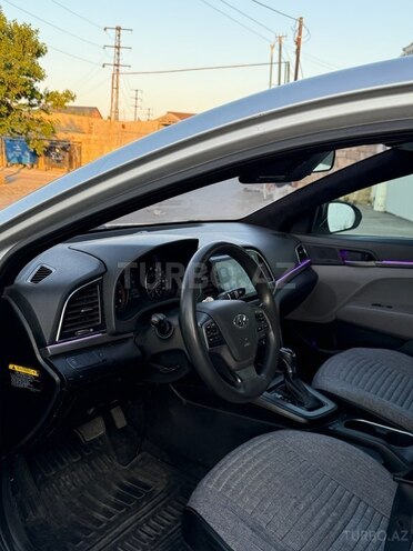 Hyundai Elantra 2016, 124,000 km - 2.0 л - Bakı