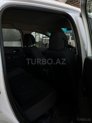 Peugeot 3008 2013, 147,323 km - 1.6 l - Bakı