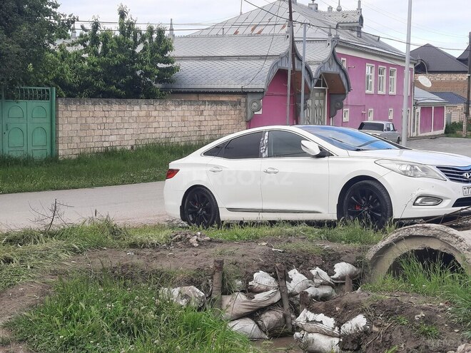 Hyundai Azera 2012, 285,151 km - 2.4 l - Quba