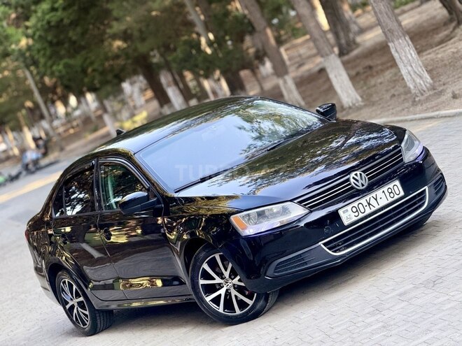 Volkswagen Jetta-5