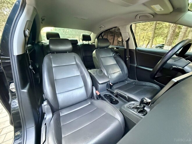 Volkswagen Jetta-14