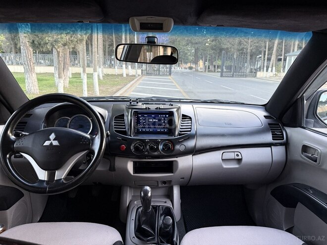 Mitsubishi L200 2008, 227,300 km - 2.5 l - Bakı