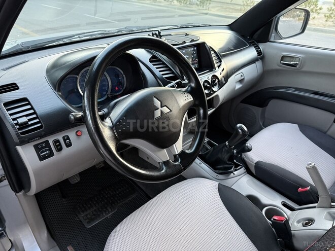 Mitsubishi L200 2008, 227,300 km - 2.5 l - Bakı