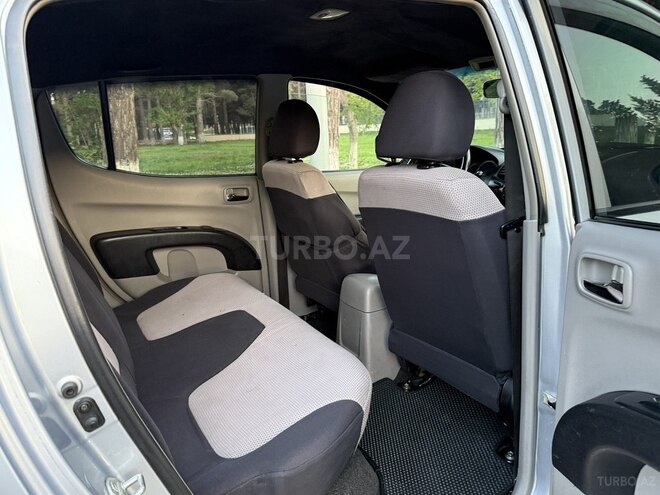 Mitsubishi L200 2008, 227,300 km - 2.5 l - Bakı