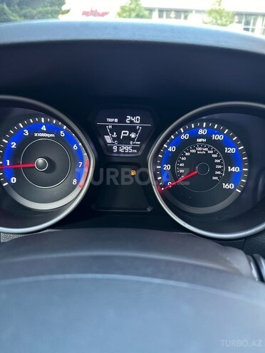Hyundai Elantra 2015, 154,497 km - 1.8 l - Bakı