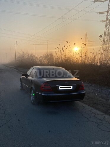 Mercedes E 240 2002, 265,696 km - 2.6 l - Mingəçevir