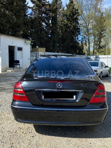 Mercedes E 240 2002, 265,696 km - 2.6 l - Mingəçevir