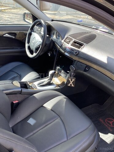 Mercedes E 240 2002, 265,696 km - 2.6 l - Mingəçevir