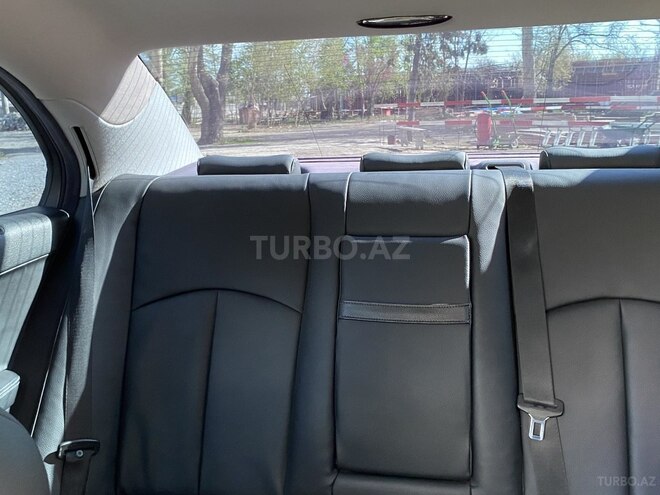 Mercedes E 240 2002, 265,696 km - 2.6 l - Mingəçevir
