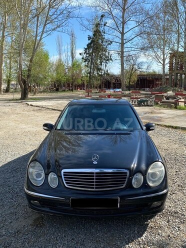 Mercedes E 240 2002, 265,696 km - 2.6 l - Mingəçevir