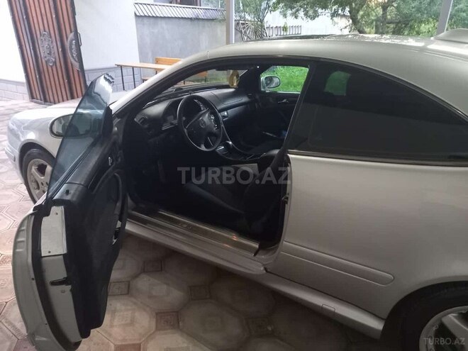 Mercedes CLK 200 2001, 260,000 km - 2.0 l - Qəbələ