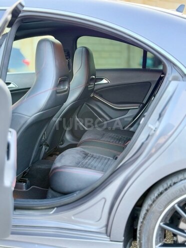Mercedes CLA 200 2017, 87,000 km - 1.6 l - Bakı