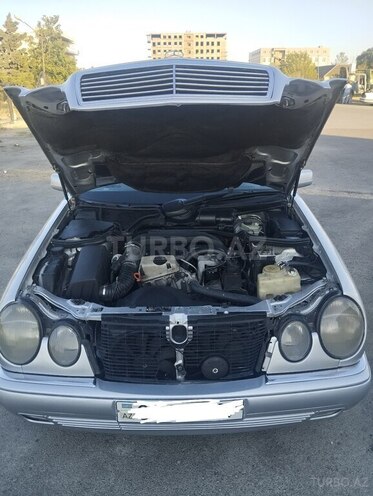 Mercedes E 220 d 1998, 508,000 km - 2.2 l - Bakı