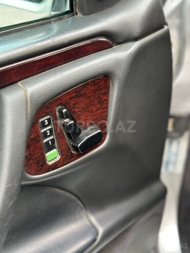 Mercedes E 220 d 2001, 350,000 km - 2.2 л - Bakı