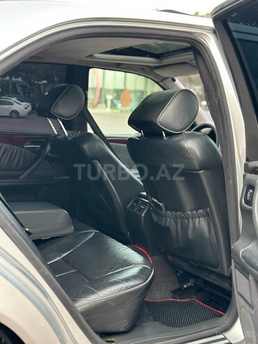 Mercedes E 220 d 2001, 350,000 km - 2.2 л - Bakı