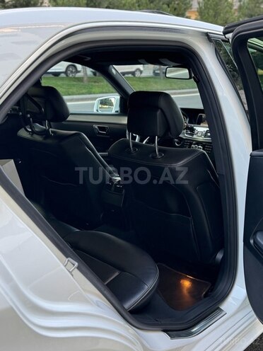 Mercedes E 220 d 2013, 227,000 km - 2.2 л - Bakı