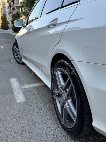 Mercedes E 220 d 2013, 227,000 km - 2.2 л - Bakı