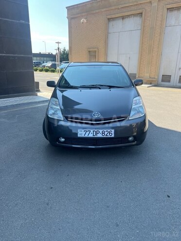 Toyota Prius-1