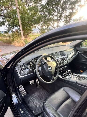 BMW 528 2013, 300,000 km - 2.0 l - Gəncə