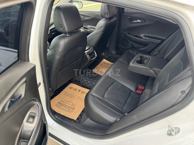 Chevrolet Malibu-17