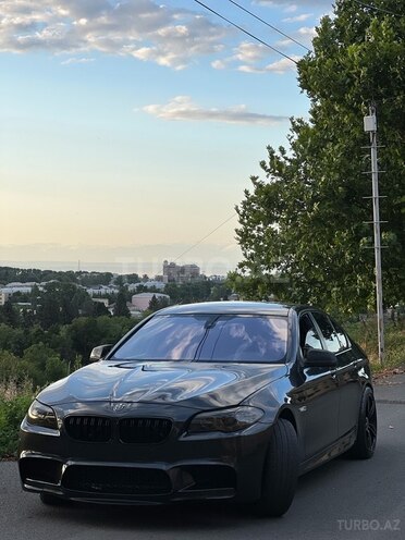 BMW 528 2013, 300,000 km - 2.0 l - Gəncə