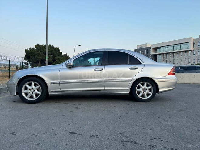 Mercedes C 240 2002, 410,000 km - 2.4 l - Bakı