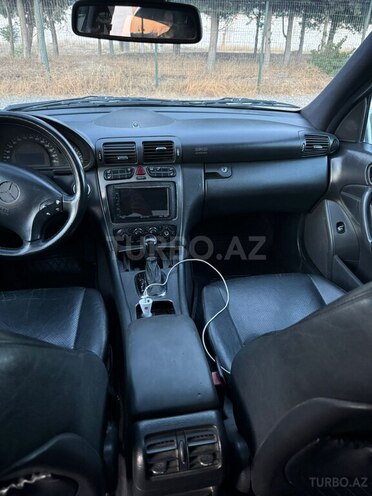 Mercedes C 240 2002, 410,000 km - 2.4 l - Bakı