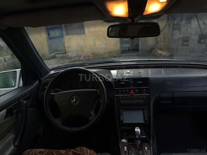 Mercedes C 240 1999, 230,000 km - 2.4 л - Bakı