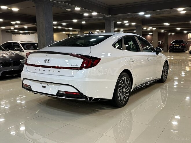 Hyundai Sonata-8