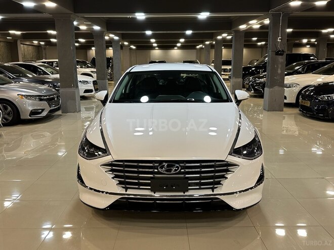 Hyundai Sonata-2