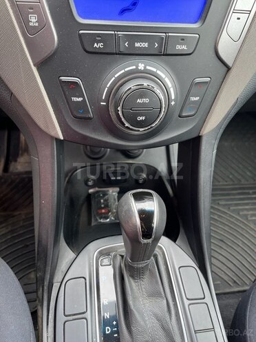Hyundai Santa Fe 2013, 132,000 km - 2.4 л - Bakı