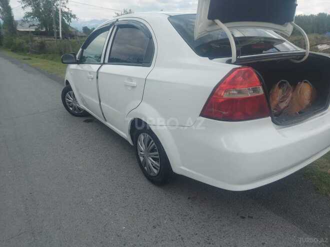 Chevrolet Aveo-7